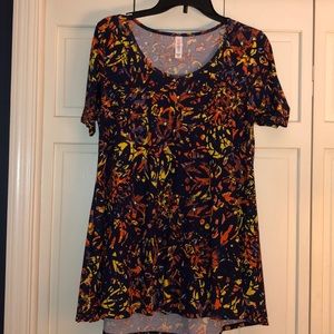 LulaRoe simply comfortable shirt